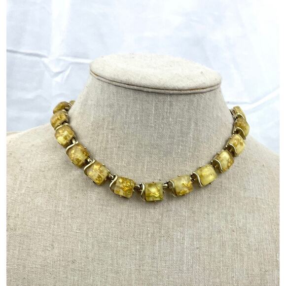 VTG Coro Confetti Necklace Thermoset Lucite with Gold Flecks 16" Signed MCM - Picture 5 of 16